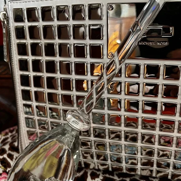 🌹RUNWAY MICHAEL KORS GLSSS/LEATHER BAG                      🌹RARE MK COUTURE BAG - Picture 2 of 15